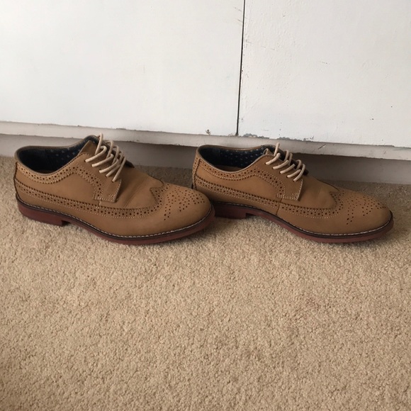 Oxford Shoes - Picture 3 of 4